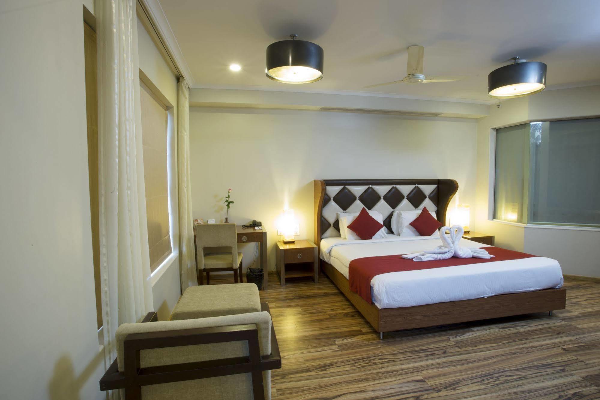 Hotel The Hq Vāsco Da Gāma Exterior foto